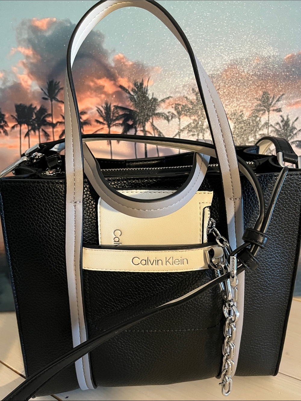 NEW🔥Calvin Klein Black Satchel with Trim